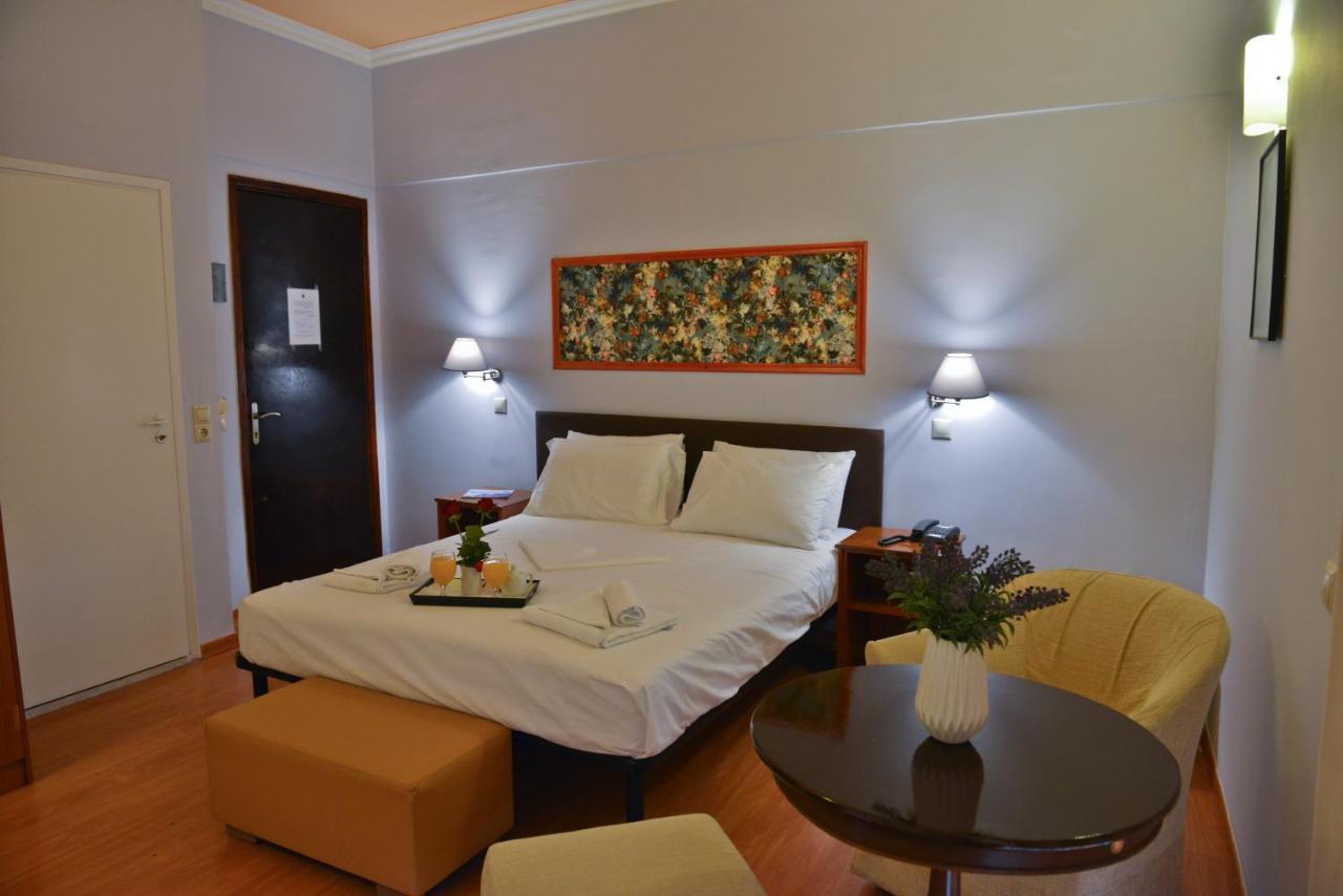 Grand Hotel Loutraki Luaran gambar