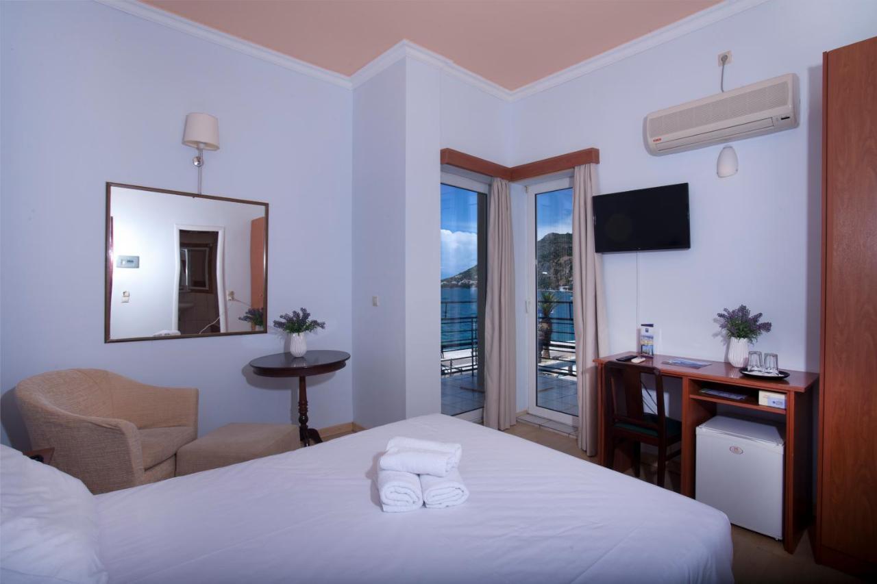 Grand Hotel Loutraki Luaran gambar